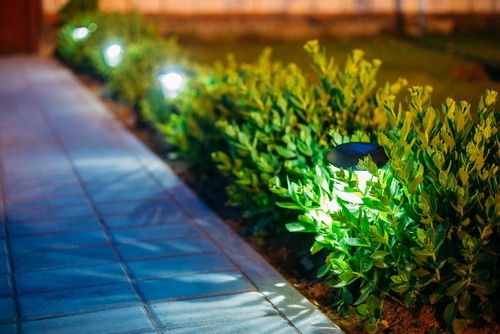 garden lighting electrician in lanarkshire